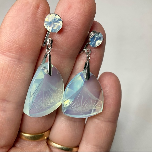 Art Deco Sterling Opaline Glass Earrings Japan Carved Scene - Picture 9 of 10